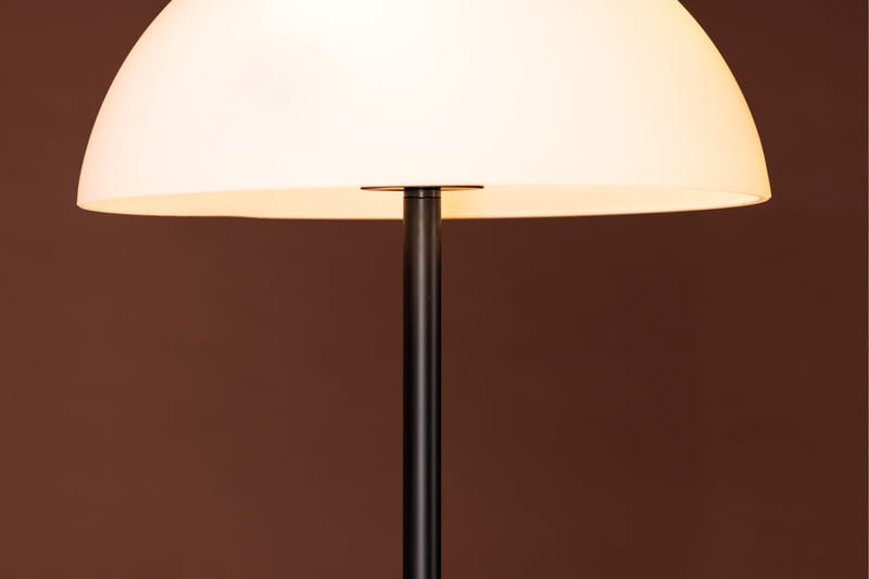 Ferrand Gulvlampe 155 cm - Hvit - Belysning - Innendørsbelysning & Lamper - Gulvlampe