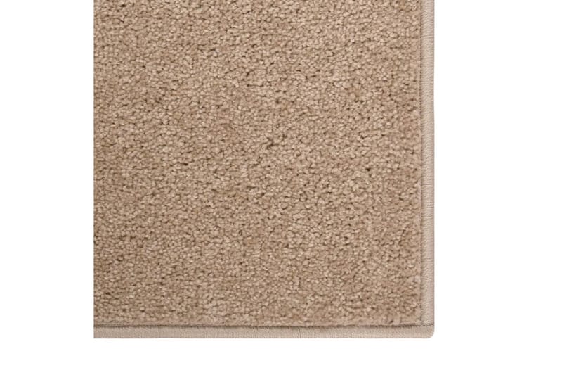 Teppe med kort luv 120x170 cm brun - Brun - Kjøkkenmatte - Gummiert tepper - Plastmatte balkong - Plasttepper - Små tepper - Mønstrede tepper - Store tepper - Hall matte - Balkongmatte - Håndvevde tepper