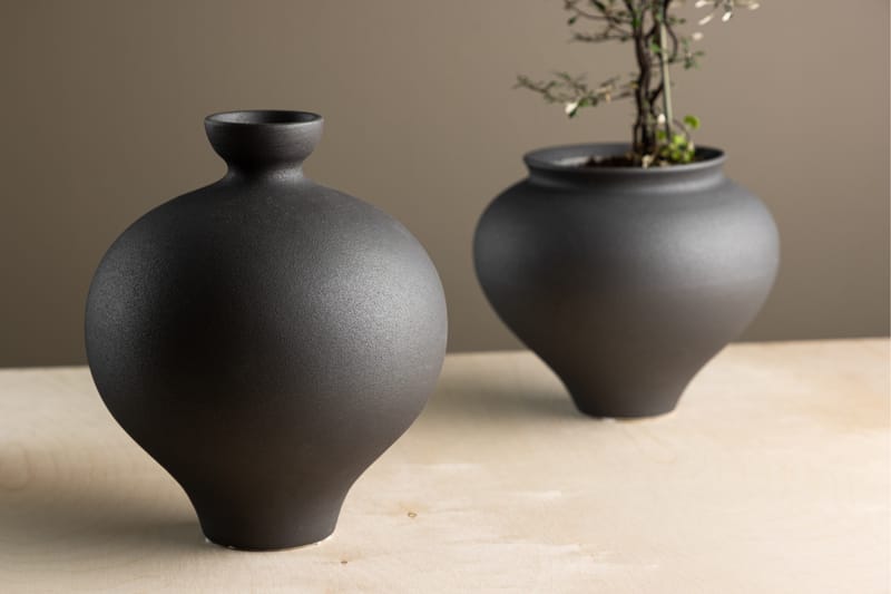 Rellis Vase - Svart - Innredning - Vaser