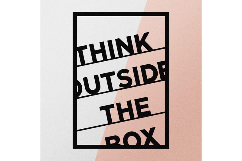 Think Outside The Box 50 cm Veggdekor - Svart - Innredning - Veggdekorasjon - Skilt - Metallskilt