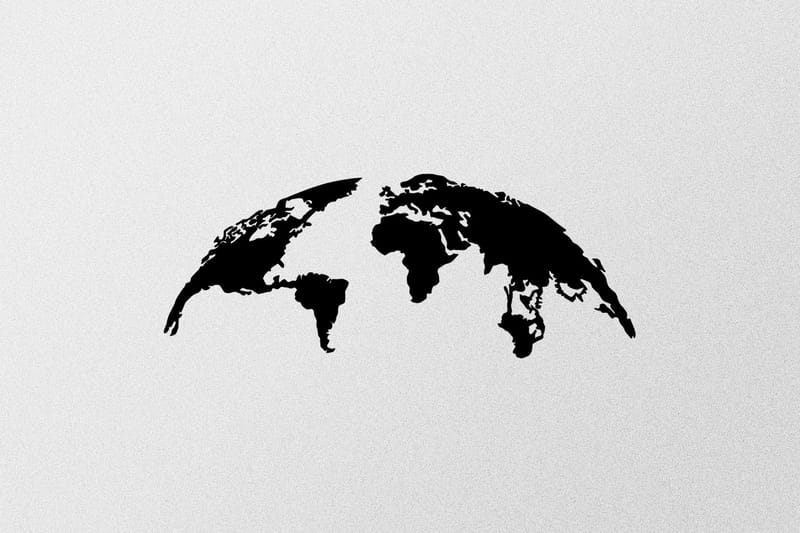 World Map Small 100 cm Veggdekor - Svart - Innredning - Veggdekorasjon - Skilt - Metallskilt