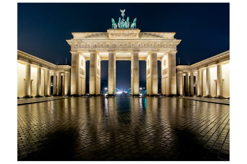 Fototapet Brandenburger Tor At Night 200x154 - Artgeist sp. z o. o. - Innredning - Veggdekorasjon - Tapeter - Fototapeter