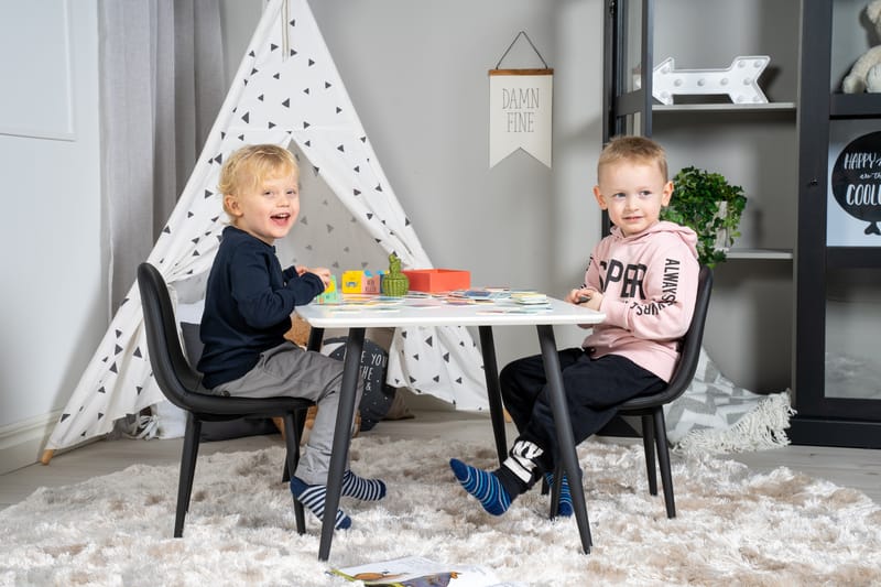 Bennie Spisegruppe 80 cm Rektangulær med 2 Bennie Stoler - Svart - Møbler - Bord - Spisegrupper