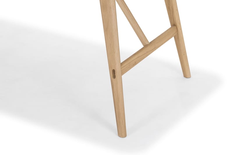 Jerup Spisebord 140 cm - Brun - Møbler - Bord - Spisebord & kjøkkenbord