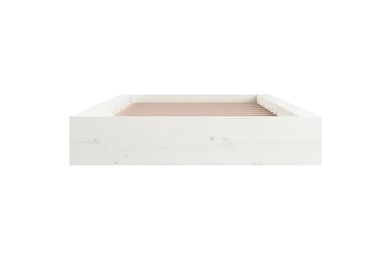 beBasic Sengeramme hvit 120x190 cm 4FT Small Double heltre - Hvit - Møbler - Senger - Sengeramme & sengestamme