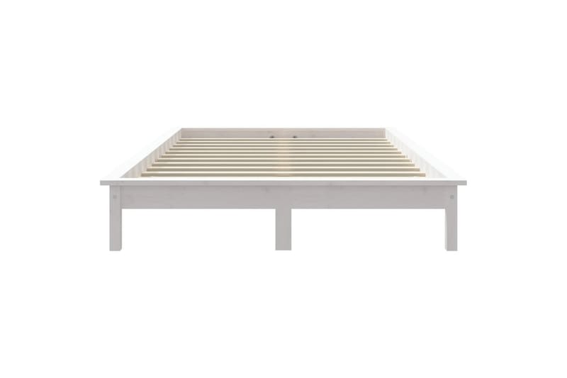 beBasic Sengeramme hvit heltre furu 140x190 cm - Hvit - Møbler - Senger - Sengeramme & sengestamme