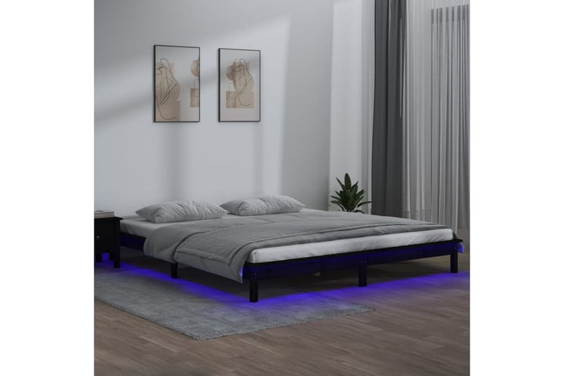 beBasic Sengeramme med LED svart 120x200 cm heltre - Svart - Møbler - Senger - Sengeramme & sengestamme