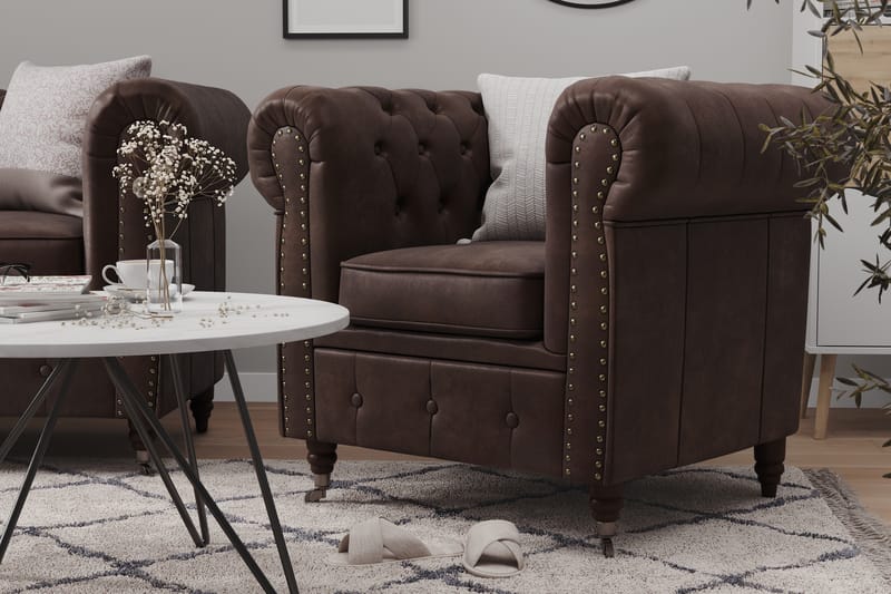 Chesterfield Deluxe 4-seter Sofa - Mørkebrun - Møbler - Sofaer - Skinnsofaer