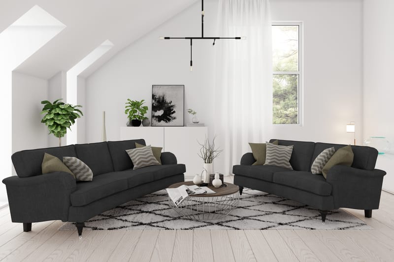 Howard Classic Sofagruppe Buet 2-seter+Lenestol+Fotskammel - Antrasitt - Møbler - Sofaer - Sofagrupper - Chesterfield sofagruppe