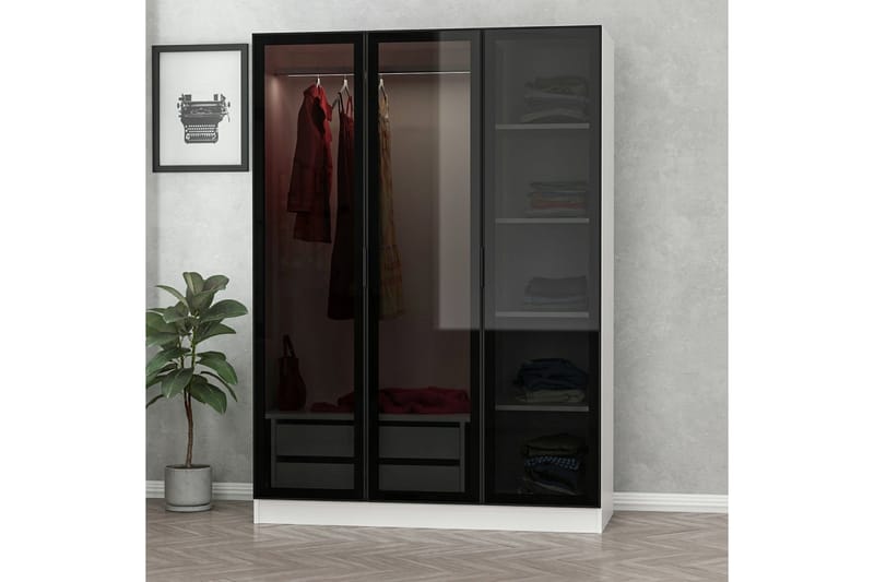 Fruitland Garderobe 135 cm - Svart/Hvit - Oppbevaring - Klesoppbevaring - Garderober & garderobesystem