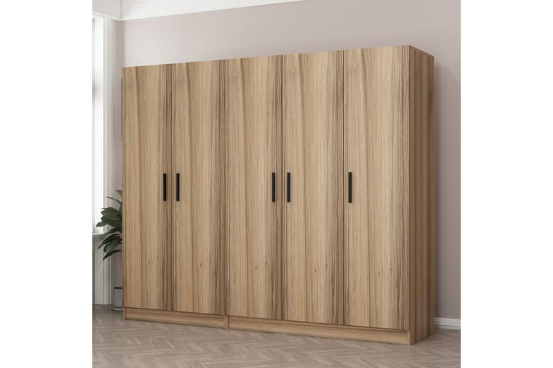 Fruitland Garderobe 225 cm - Brun - Oppbevaring - Klesoppbevaring - Garderober & garderobesystem