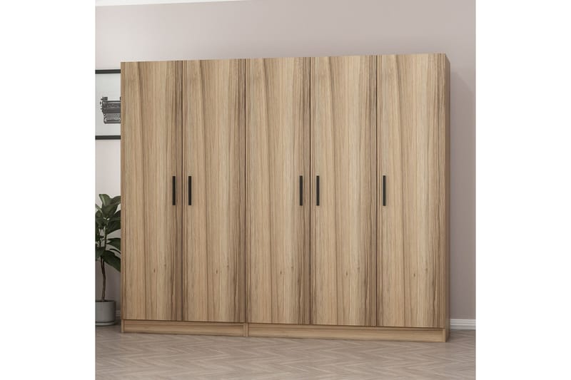 Fruitland Garderobe 225 cm - Brun - Oppbevaring - Klesoppbevaring - Garderober & garderobesystem