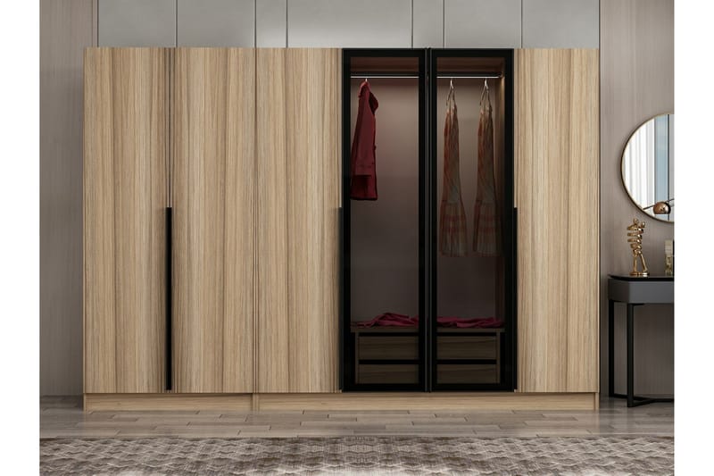 Fruitland Garderobe 270 cm - Eik - Oppbevaring - Klesoppbevaring - Garderober & garderobesystem