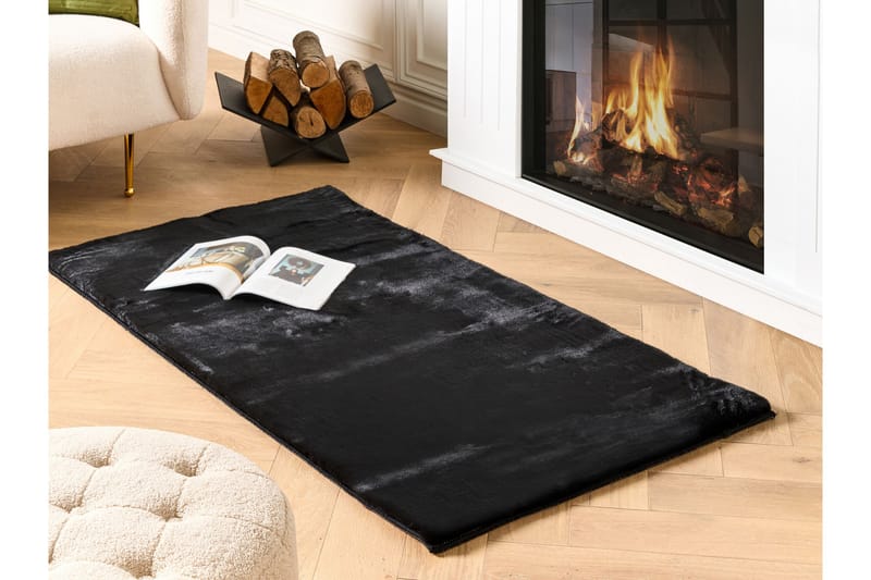 Mirpur Skinnteppe 80x150 cm - Svart - Skinn & pelstepper