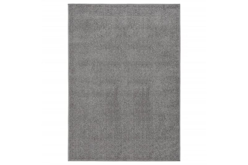 Teppe med kort luv 240x340 cm grå - Grå - Kjøkkenmatte - Gummiert tepper - Plastmatte balkong - Plasttepper - Små tepper - Mønstrede tepper - Store tepper - Hall matte - Balkongmatte - Håndvevde tepper